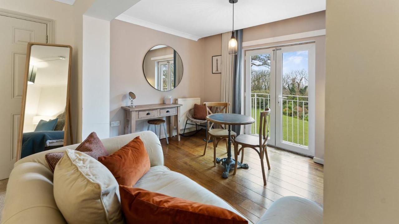 The Rosevine Hotel 4*