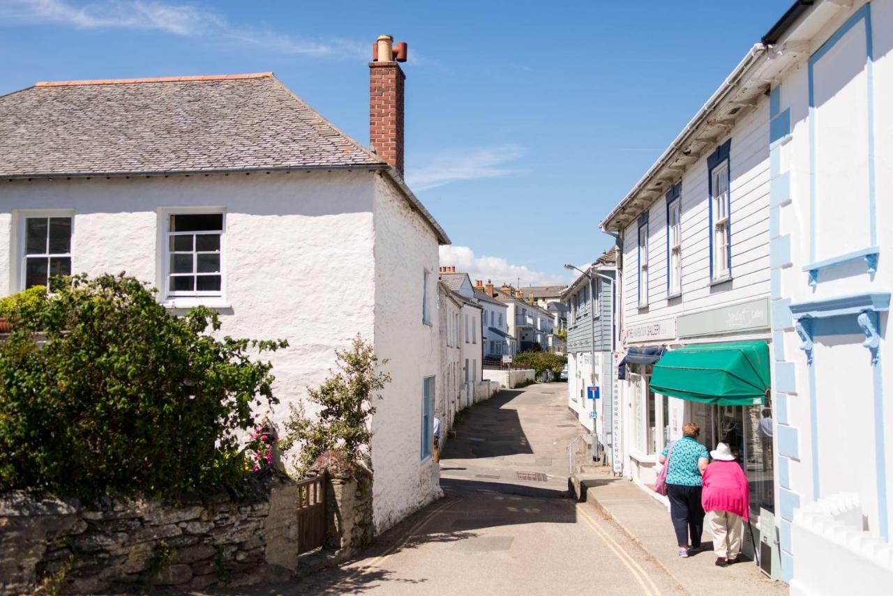 The Rosevine Hotel 4*